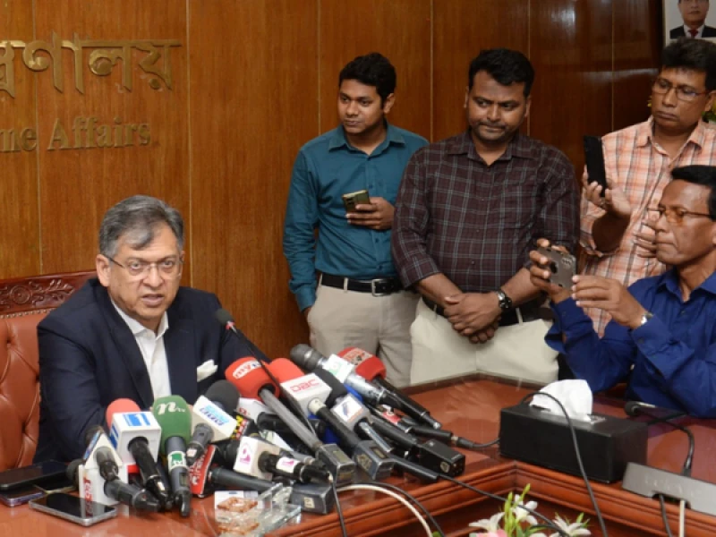 Bangladesh awaits UAE, India response on Benazir, Hadi murder suspects' extradition