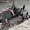 40 killed as overcrowded bus plunges into ravine in Pakistan