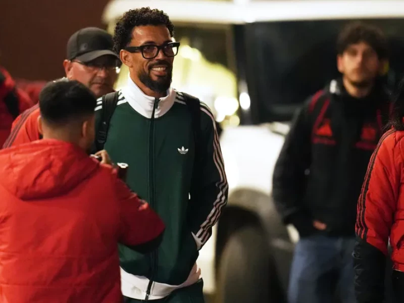 World Cup star Vozinha finally lands in Chile to join Colo Colo