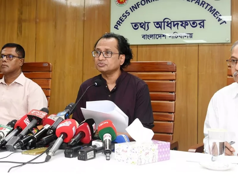 শেখ হাসিনার বক্তব্য প্রচার আদালতের রায়ের লঙ্ঘন, ব্যবস্থা নেবে সরকার: ডা. জাহেদ