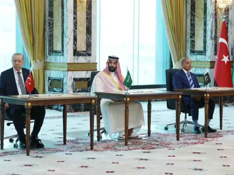 Iran says Saudi-Pakistan-Turkey deal shows 'change in perception' towards US