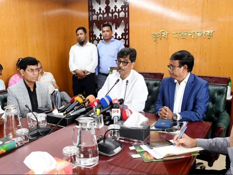 কৃষিপণ্য আমদানি নির্ভরতা থেকে পর্যায়ক্রমে বেরিয়ে আসবে দেশ : কৃষিমন্ত্রী