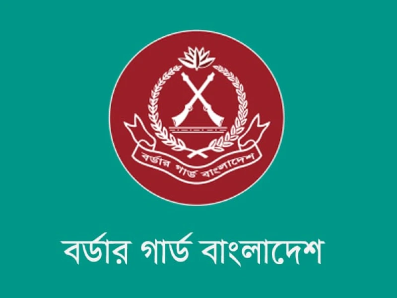 যশোরে তিনটি স্বর্ণের বারসহ যুবক আটক