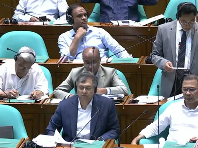 Salahuddin moves to seat beside PM in Parliament