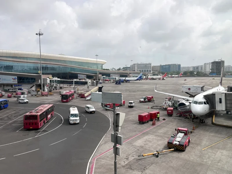Adani airport business to raise $1 billion through stake sale