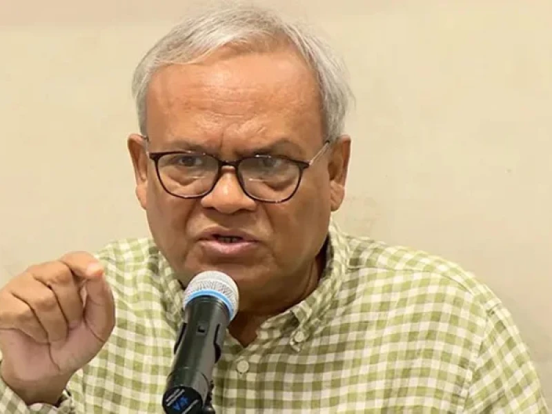 চলমান সংকট মোকাবিলায় সবাইকে সতর্ক থাকার আহ্বান রিজভীর