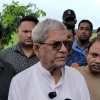 Mirza Fakhrul lands in Thakurgaon to a hero’s welcome