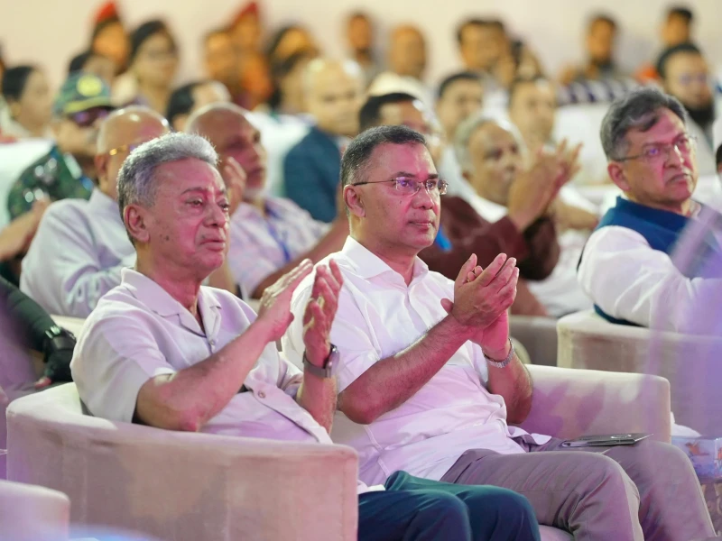 চট্টগ্রামের জেএম সেন হল পূজামণ্ডপ পরিদর্শন প্রধানমন্ত্রীর