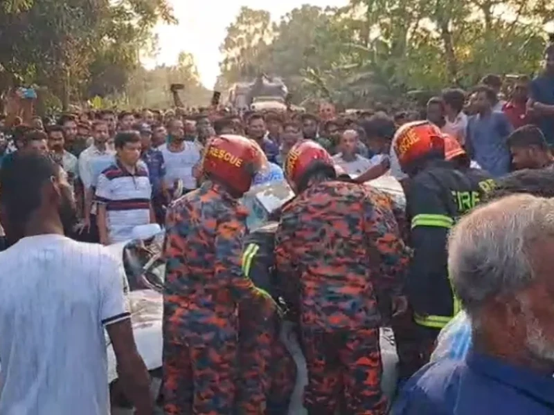 Five killed, seven injured in separate road accidents in Faridpur