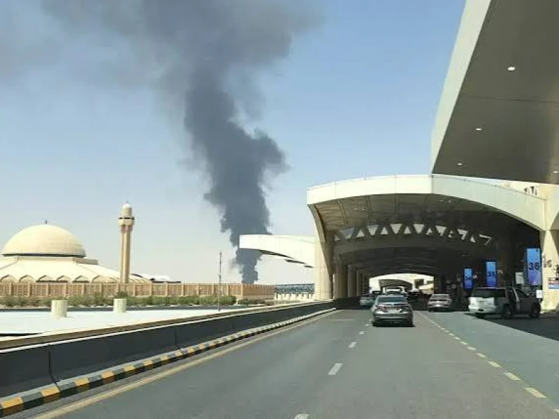 People being evacuated from Riyadh airport: three witnesses to AFP