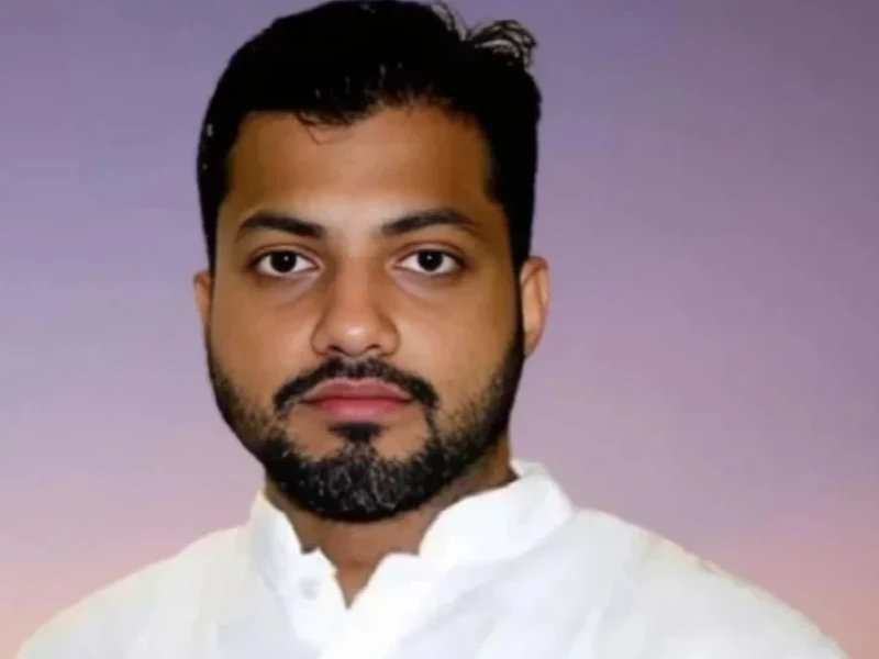 Ishraque to make final announcement on resignation as state minister at Press Club at 2pm